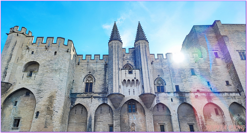 世界文化遺產區,亞維儂Avignon,共和國路Rue de la Republique,凱賽琳公主號S.S.Catherine,南法之旅,寰宇精品河輪UNIWORLD Boutique River Cruises,教皇宮Palais des Papes,普羅旺斯Provence,法國France,法國旅遊,聖伯多祿聖殿Basilique Saint-Pierre