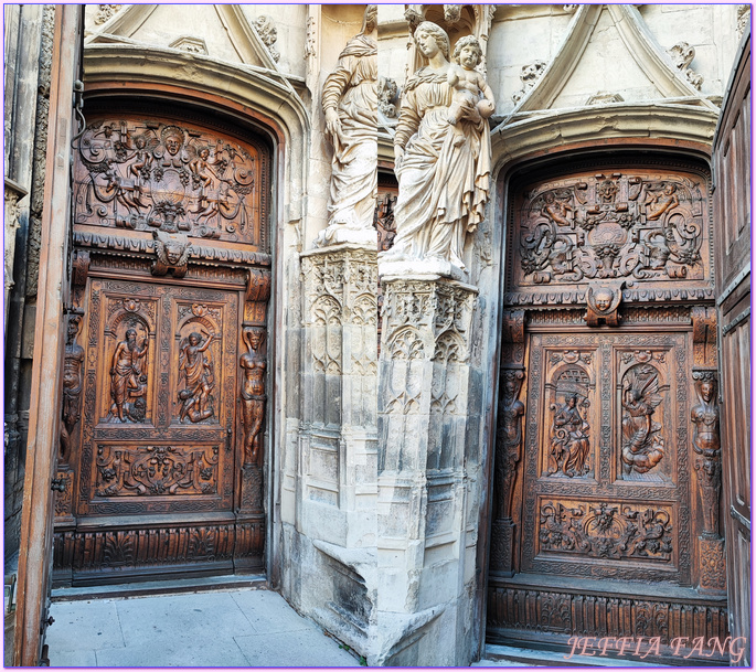 世界文化遺產區,亞維儂Avignon,共和國路Rue de la Republique,凱賽琳公主號S.S.Catherine,南法之旅,寰宇精品河輪UNIWORLD Boutique River Cruises,教皇宮Palais des Papes,普羅旺斯Provence,法國France,法國旅遊,聖伯多祿聖殿Basilique Saint-Pierre