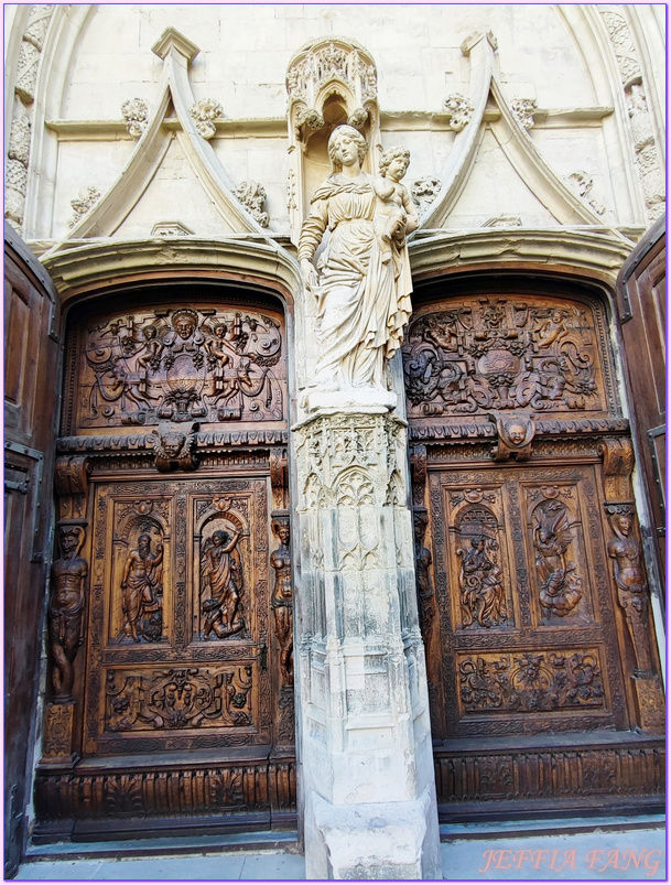 世界文化遺產區,亞維儂Avignon,共和國路Rue de la Republique,凱賽琳公主號S.S.Catherine,南法之旅,寰宇精品河輪UNIWORLD Boutique River Cruises,教皇宮Palais des Papes,普羅旺斯Provence,法國France,法國旅遊,聖伯多祿聖殿Basilique Saint-Pierre