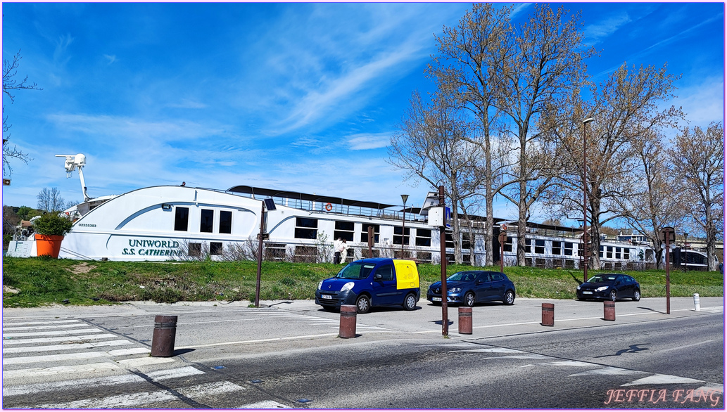 世界文化遺產區,亞維儂Avignon,共和國路Rue de la Republique,凱賽琳公主號S.S.Catherine,南法之旅,寰宇精品河輪UNIWORLD Boutique River Cruises,教皇宮Palais des Papes,普羅旺斯Provence,法國France,法國旅遊,聖伯多祿聖殿Basilique Saint-Pierre