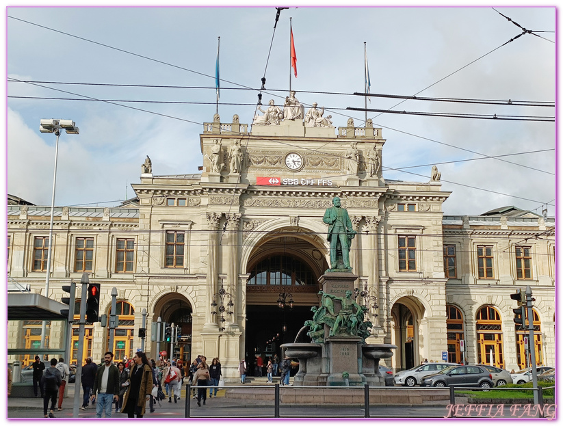 歐洲Europe,歐洲旅遊,班霍夫大街Bahnhofstrasse,瑞士Switzerland,蘇黎世Zurich,蘇黎世中央火車站中央火車站Bahnhofquai/HB