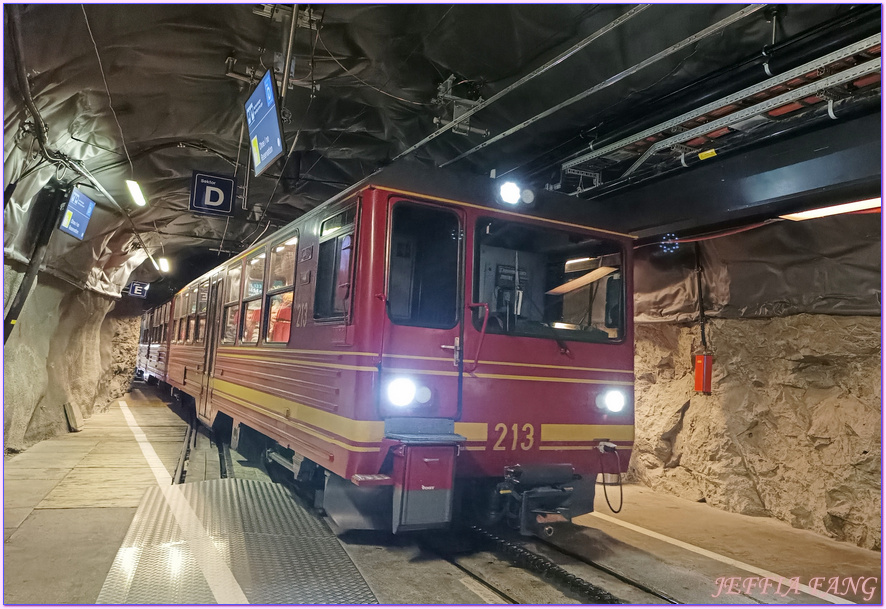 上少女峰車站交通工具,少女峰Jungfraujoch,歐洲Europe,歐洲之巔 Top of the Eruope,歐洲旅遊,瑞士Switzerland