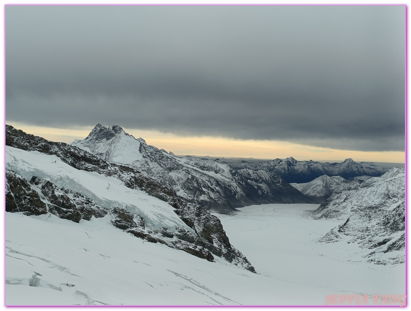 上少女峰車站交通工具,少女峰Jungfraujoch,歐洲Europe,歐洲之巔 Top of the Eruope,歐洲旅遊,瑞士Switzerland