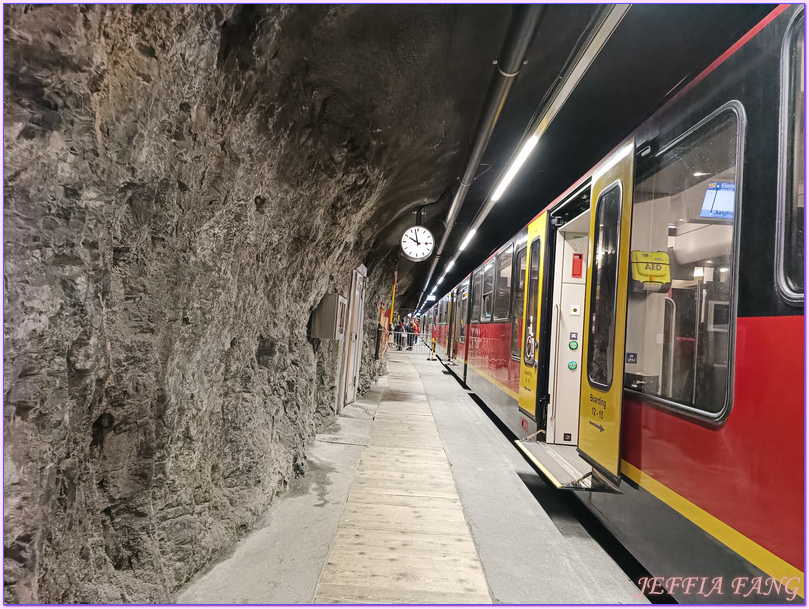 上少女峰車站交通工具,少女峰Jungfraujoch,歐洲Europe,歐洲之巔 Top of the Eruope,歐洲旅遊,瑞士Switzerland