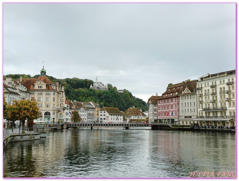 卡貝爾橋,天鵝廣場Schwanenplatz,歐洲Europe,歐洲旅遊,獅子紀念碑,琉森Lucerne,琉森Luzern,琉森老城區,瑞士Switzerland,盧森