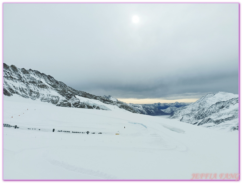 上少女峰車站交通工具,少女峰Jungfraujoch,歐洲Europe,歐洲之巔 Top of the Eruope,歐洲旅遊,瑞士Switzerland