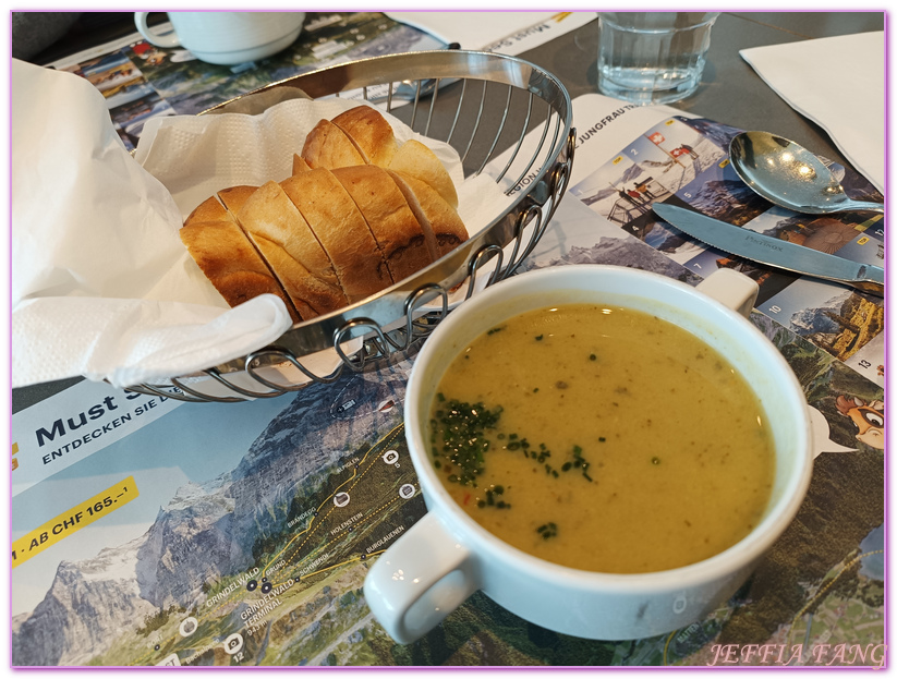 上少女峰車站交通工具,少女峰Jungfraujoch,歐洲Europe,歐洲之巔 Top of the Eruope,歐洲旅遊,瑞士Switzerland