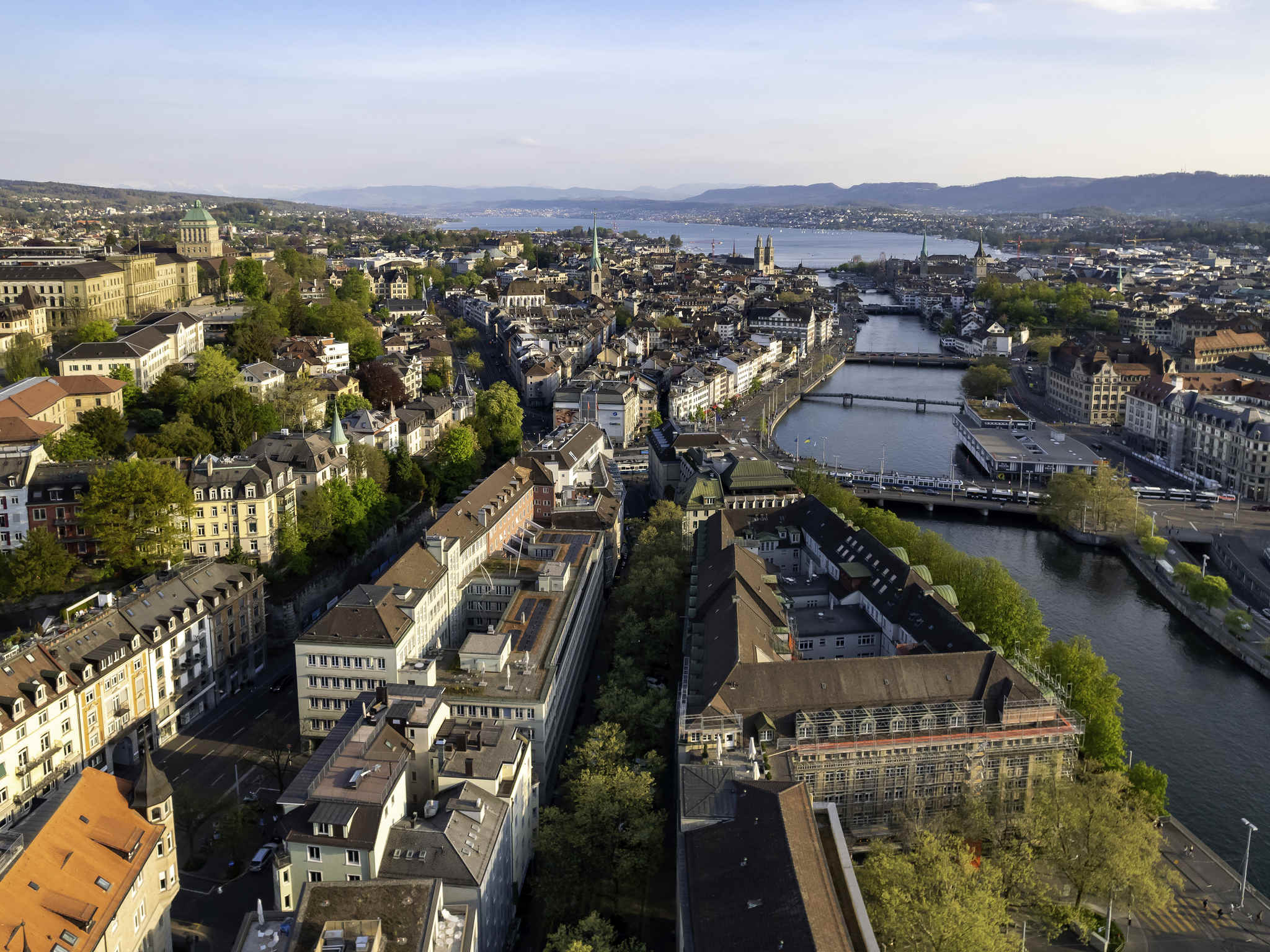 ibis Styles Zurich City Center,歐洲Europe,歐洲旅遊,班霍夫大街Bahnhofstrasse,瑞士Switzerland,蘇黎世Zurich,蘇黎世中央火車站中央火車站Bahnhofquai/HB