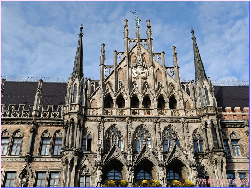 德國Germany,德國旅遊,慕尼黑Munich,慕尼黑中世紀老城區Altstadt,新市廳New Town Hall,歐洲Europe,歐洲旅遊,瑪利亞廣場Marienplatz,舊市政廳Altes Rathaus,農夫市集Viktualienmarkt