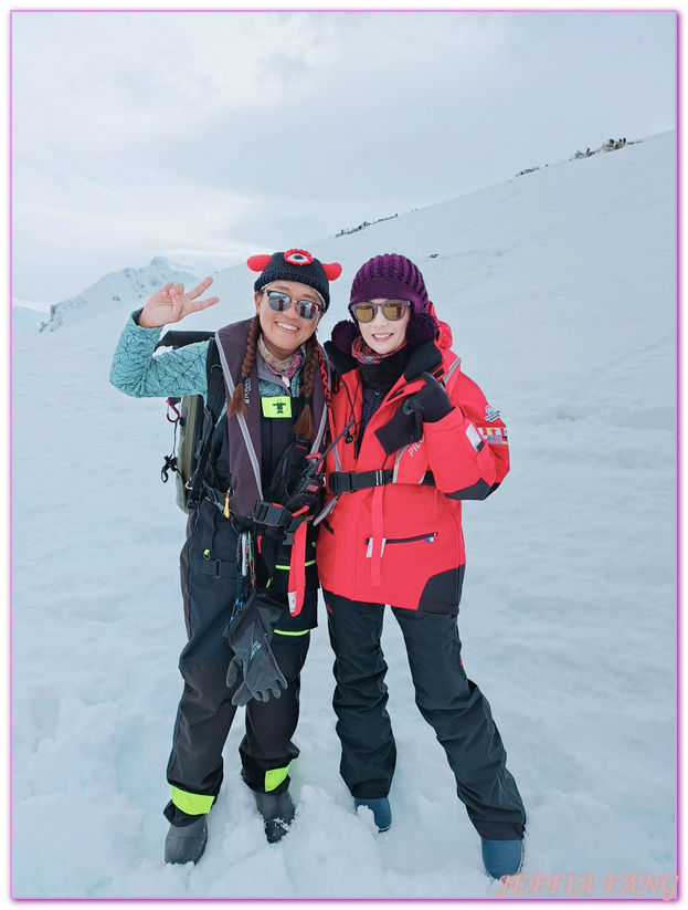 丹科島Danco Island,南極Antarctica,南極半島Antarctic Peninsula,南極旅遊,天堂灣Paradise Bay,巴布亞企鵝,布朗站Brown,極地旅遊,鳳凰旅遊