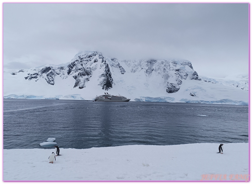 丹科島Danco Island,南極Antarctica,南極半島Antarctic Peninsula,南極旅遊,天堂灣Paradise Bay,巴布亞企鵝,布朗站Brown,極地旅遊,鳳凰旅遊