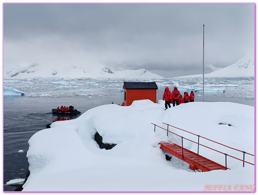 丹科島Danco Island,南極Antarctica,南極半島Antarctic Peninsula,南極旅遊,天堂灣Paradise Bay,巴布亞企鵝,布朗站Brown,極地旅遊,鳳凰旅遊