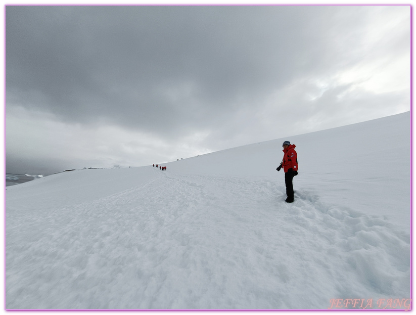 丹科島Danco Island,南極Antarctica,南極半島Antarctic Peninsula,南極旅遊,天堂灣Paradise Bay,巴布亞企鵝,布朗站Brown,極地旅遊,鳳凰旅遊