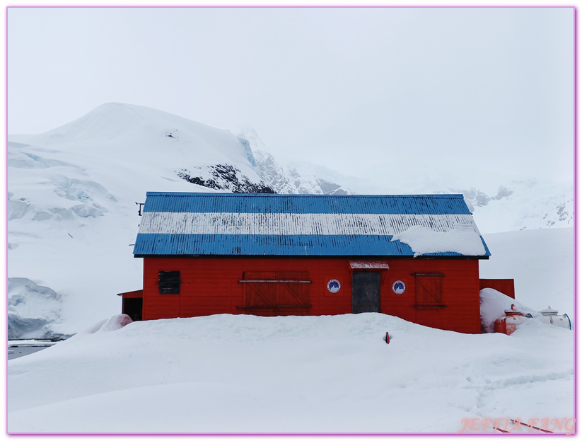 丹科島Danco Island,南極Antarctica,南極半島Antarctic Peninsula,南極旅遊,天堂灣Paradise Bay,巴布亞企鵝,布朗站Brown,極地旅遊,鳳凰旅遊