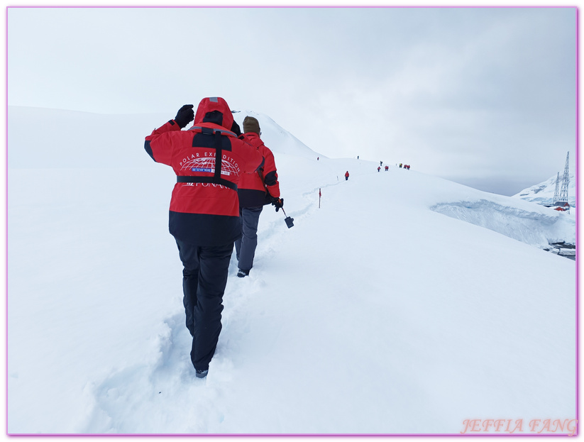 丹科島Danco Island,南極Antarctica,南極半島Antarctic Peninsula,南極旅遊,天堂灣Paradise Bay,巴布亞企鵝,布朗站Brown,極地旅遊,鳳凰旅遊