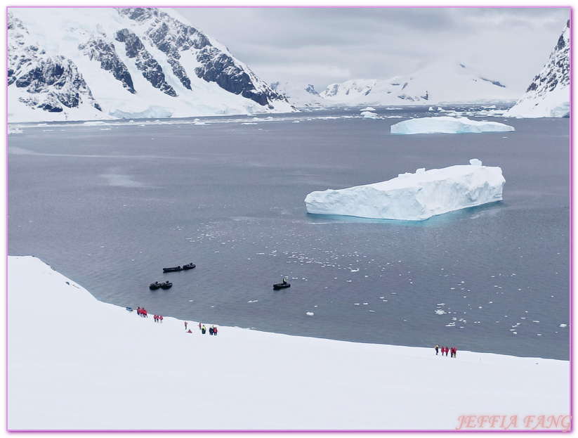 丹科島Danco Island,南極Antarctica,南極半島Antarctic Peninsula,南極旅遊,天堂灣Paradise Bay,巴布亞企鵝,布朗站Brown,極地旅遊,鳳凰旅遊